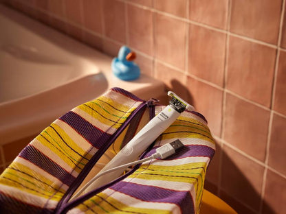 Philips Norelco Oneblade Intimate Pubic Groomer Smooth Steel Stainless Comfort